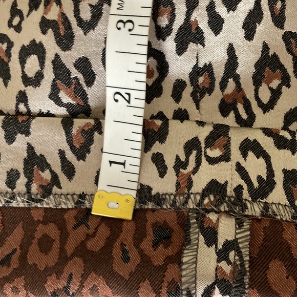 Banana Republic leopard print metallic shift dress - Picture 5 of 16